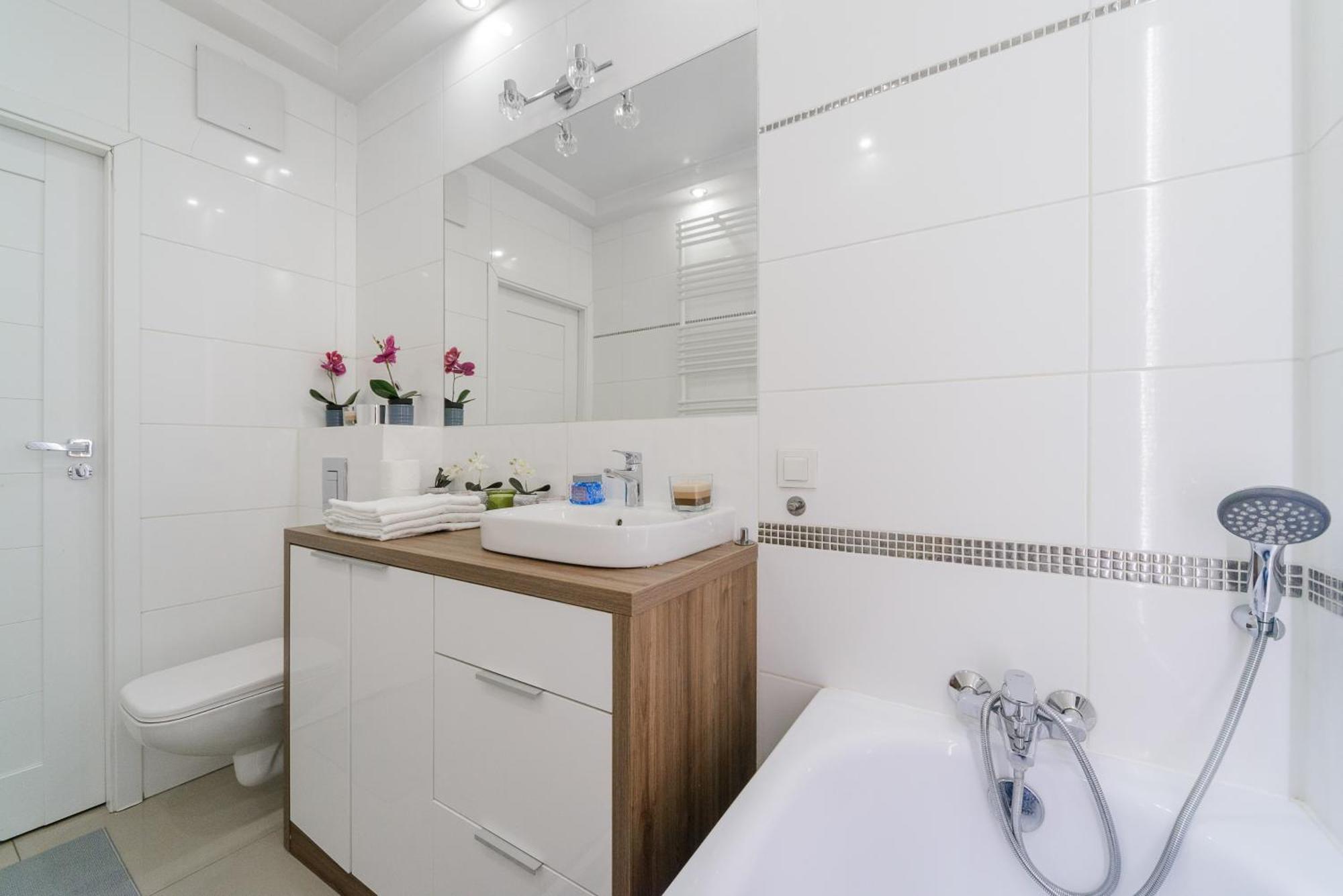 Lumina Apartment With Parking Near Muzeum Powstania Varsovia Exterior foto