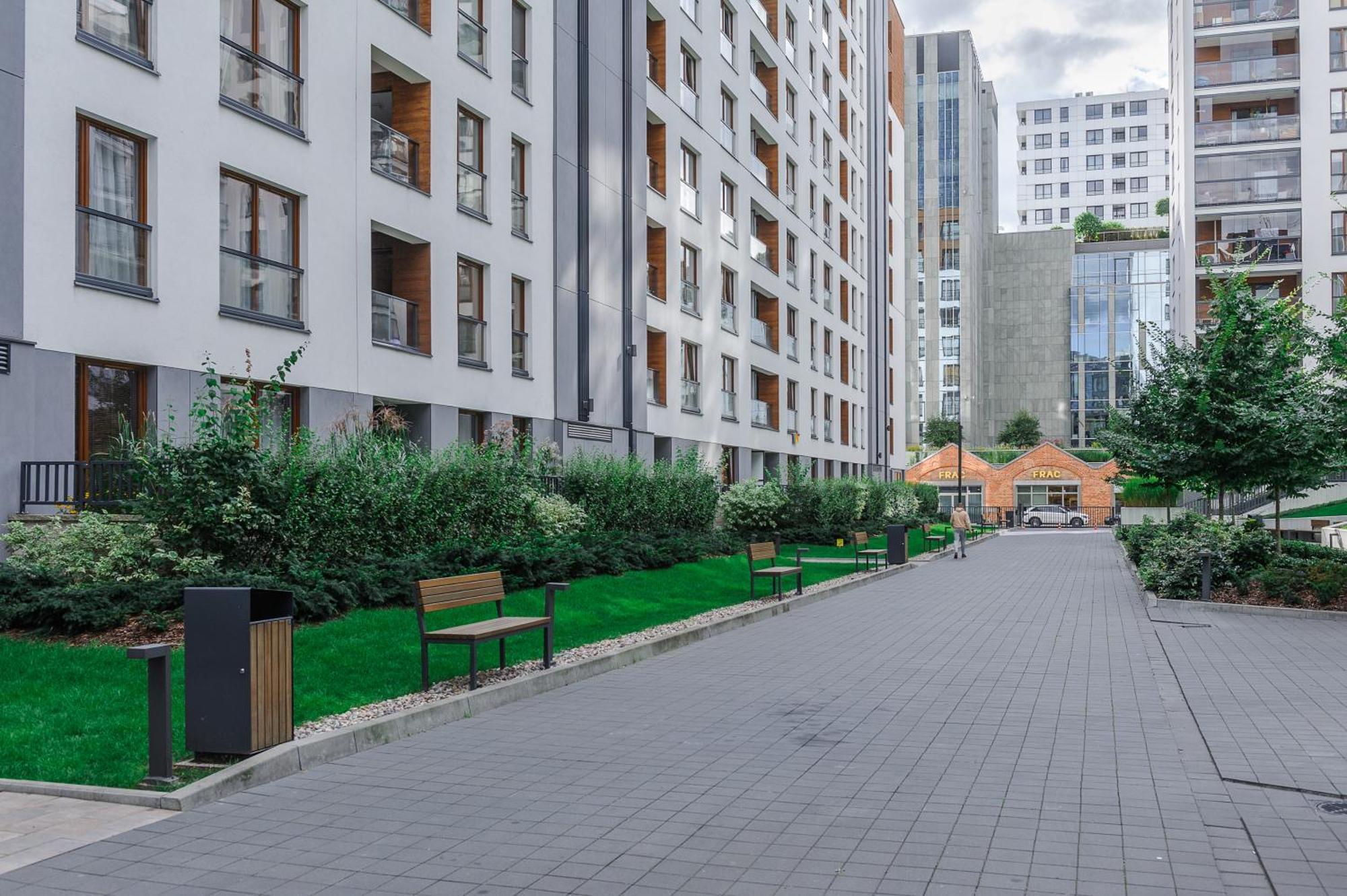 Lumina Apartment With Parking Near Muzeum Powstania Varsovia Exterior foto